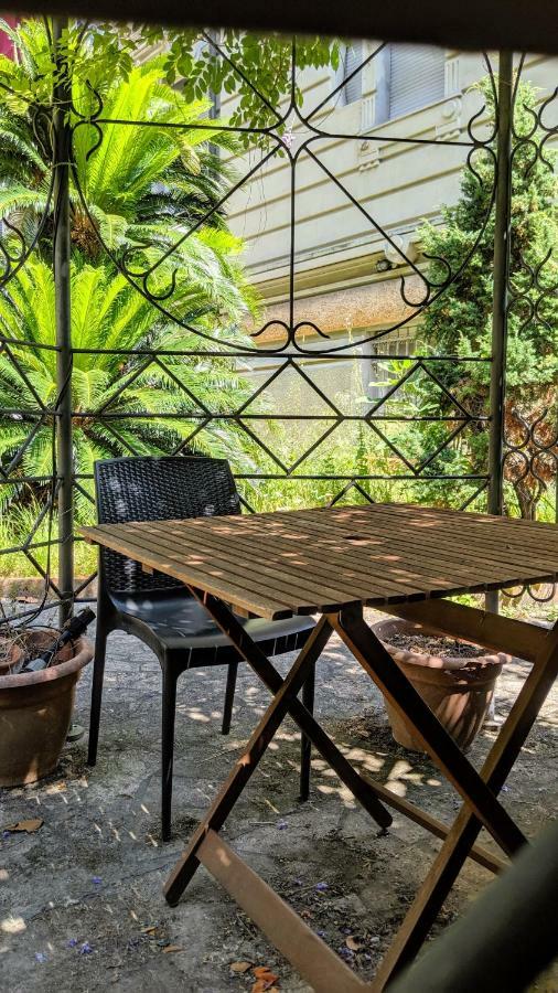 Апартаменти Un Giardino A Due Passi Dal Mare Ла-Спеція Екстер'єр фото
